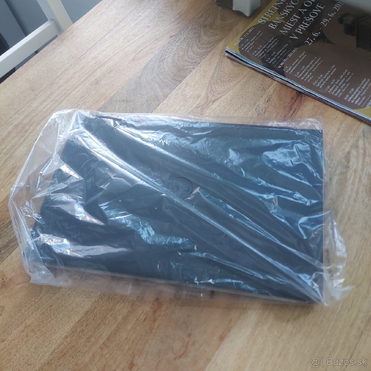 Predám nepouživaný notebook Dell 15 vostro 3515 - 2