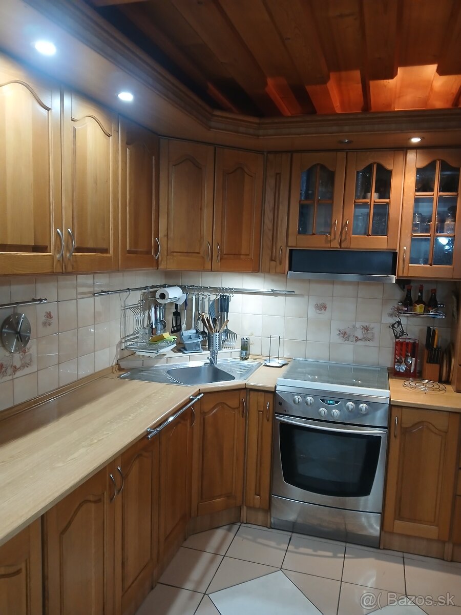 Kuchynská linka - 2