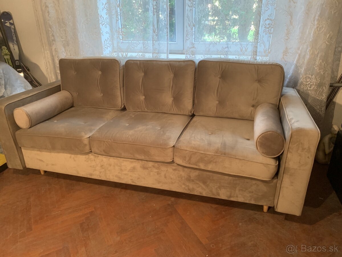 Predam roztahovaci gauč - 2