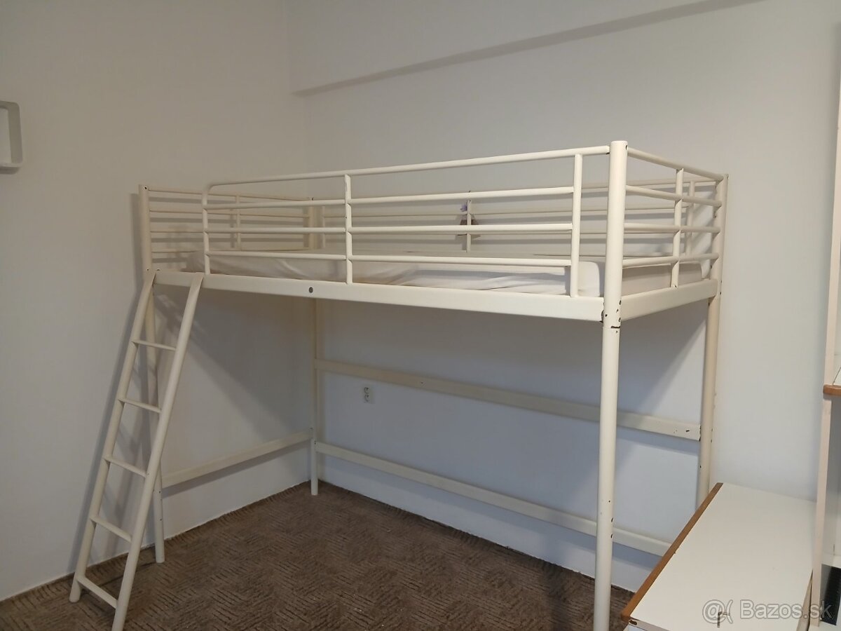 železná posteľ - 2