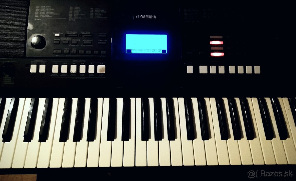 Yamaha PSR E423 - 2