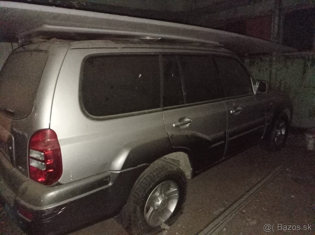 Hyundai Terracan - 2