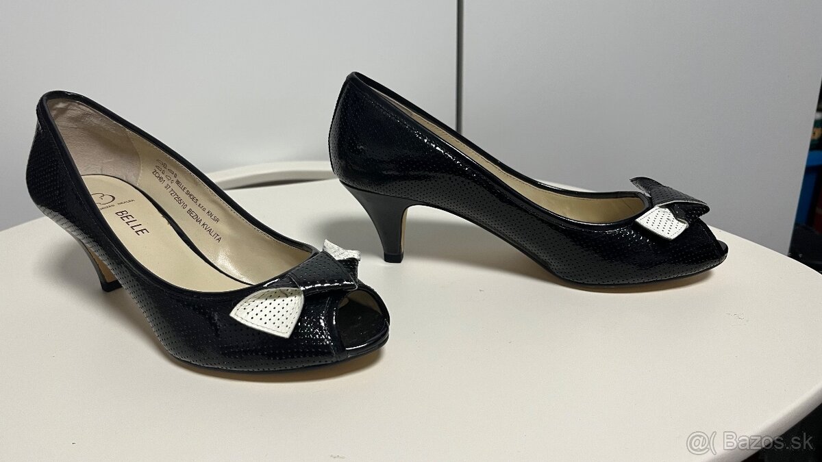 Čierne lodičky - 2