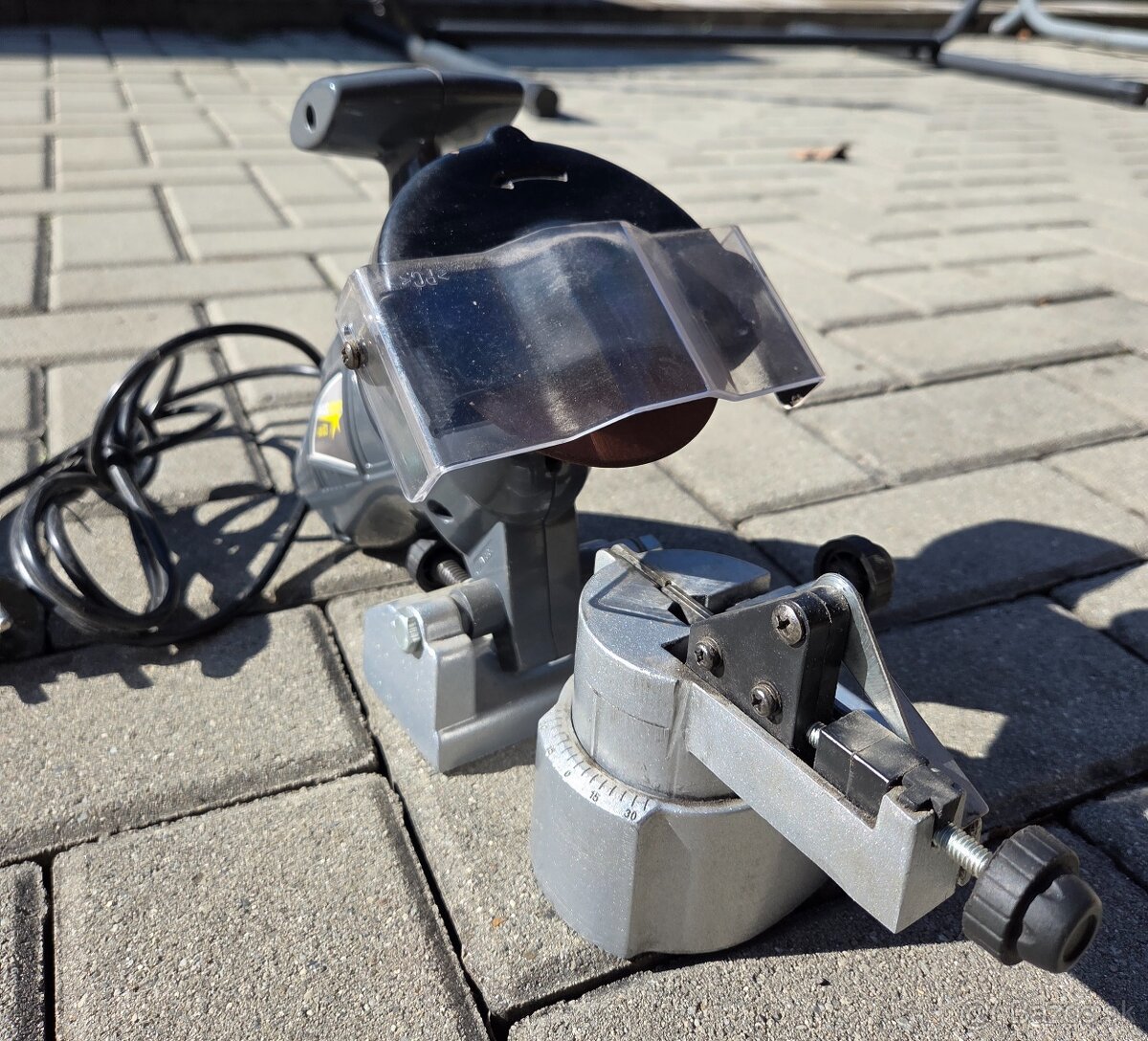 Brúska na reťaz - 2