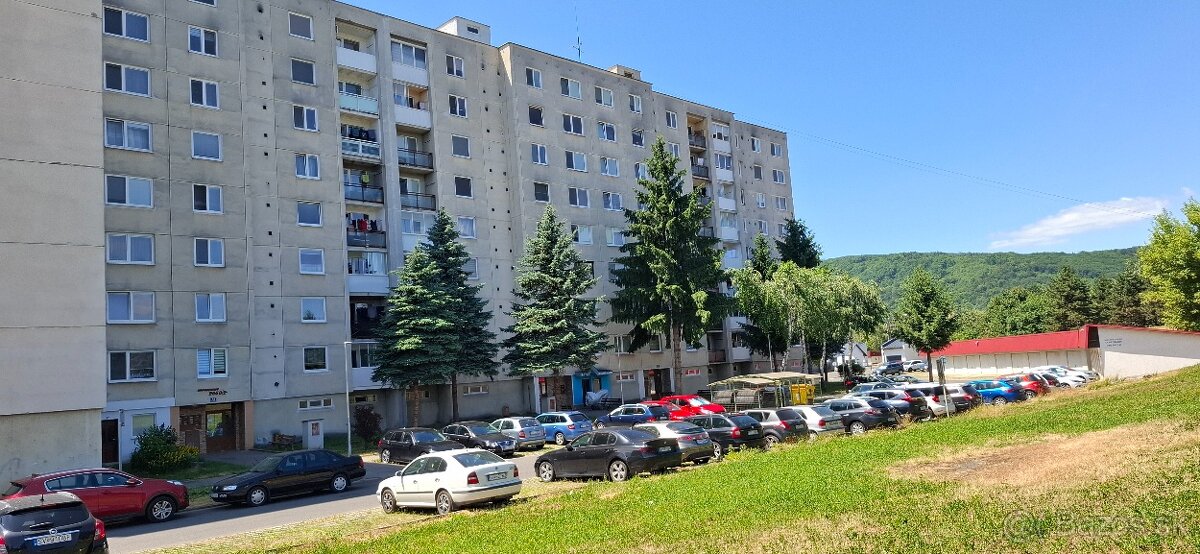 Predám 3-izbový byt - Komenského - 2