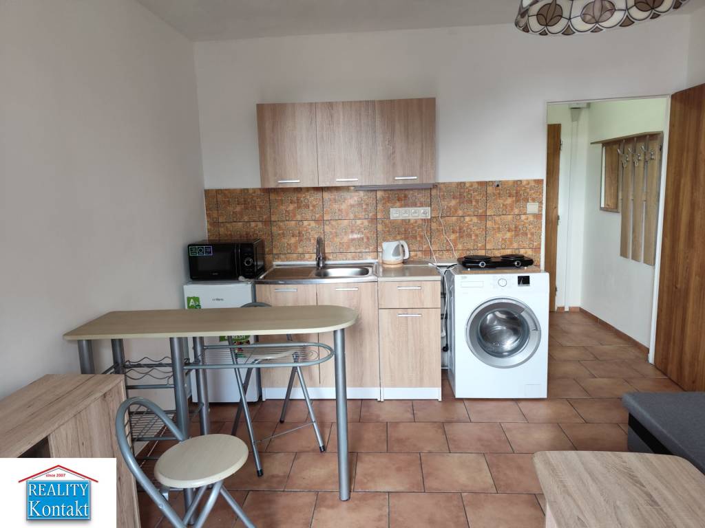 Na prenájom garsónka - Nové Zámky - 2