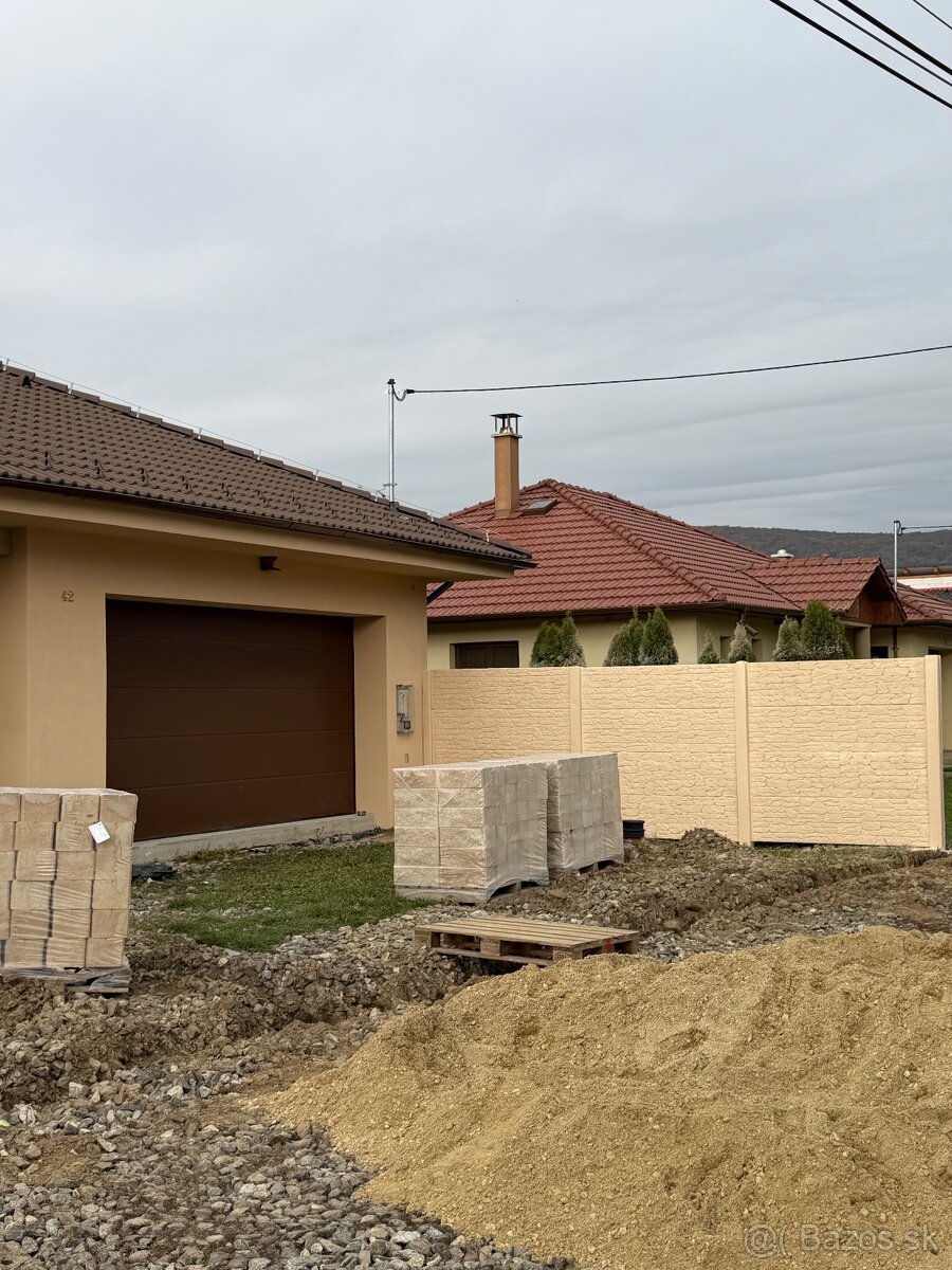 Jesenný výpredaj- Bezpórové vibroliate oplotenie - 2