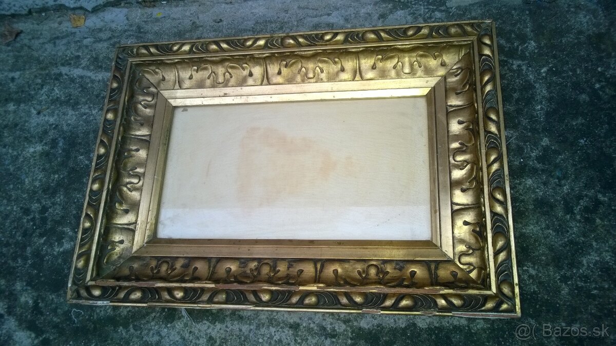 starý masívny rám - 2