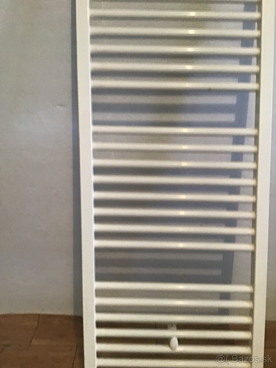 RADIáTOR DO KUPELNE - 2