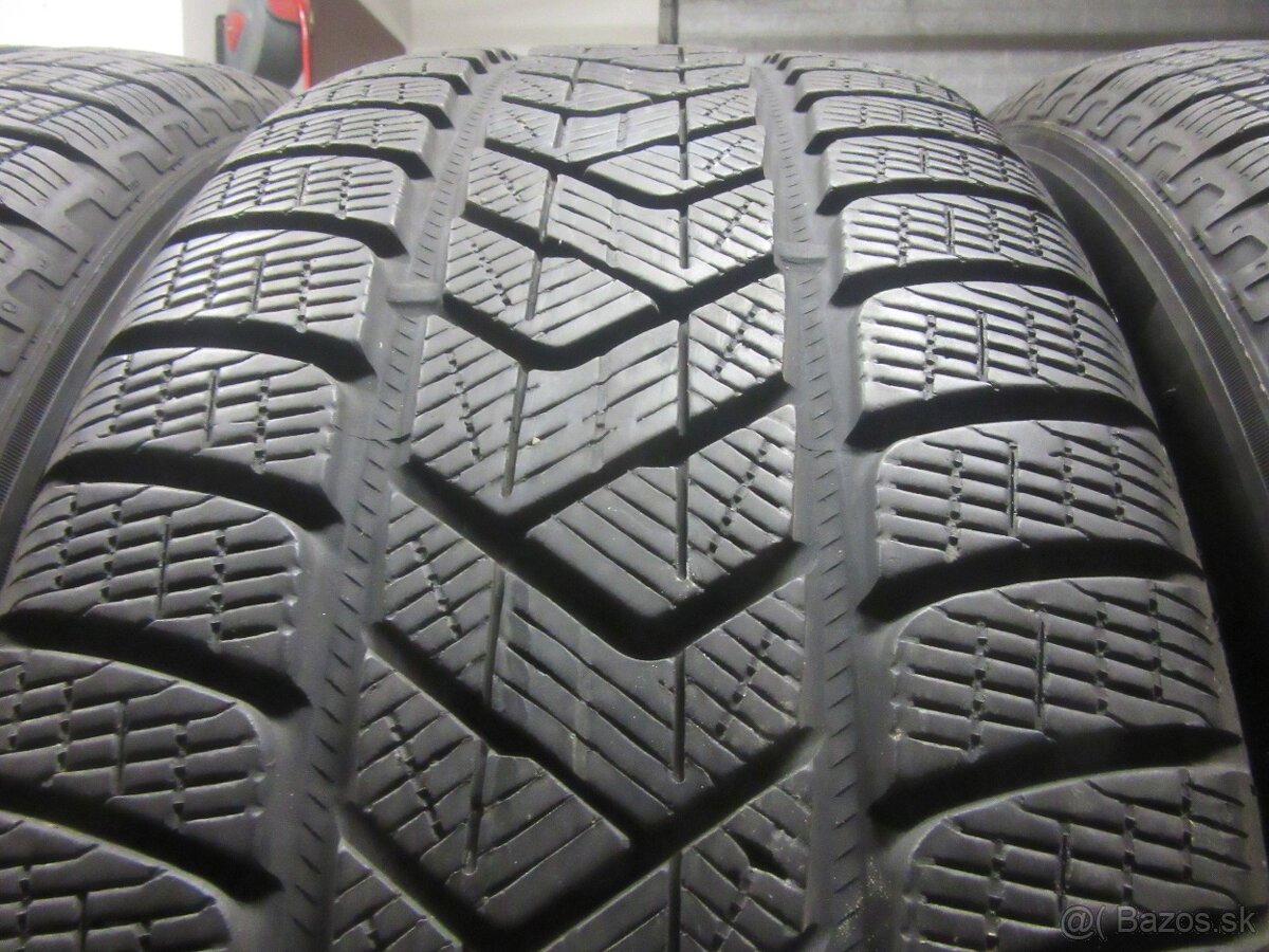 Zimné pneumatiky 255/55R19 Pirelli - 2
