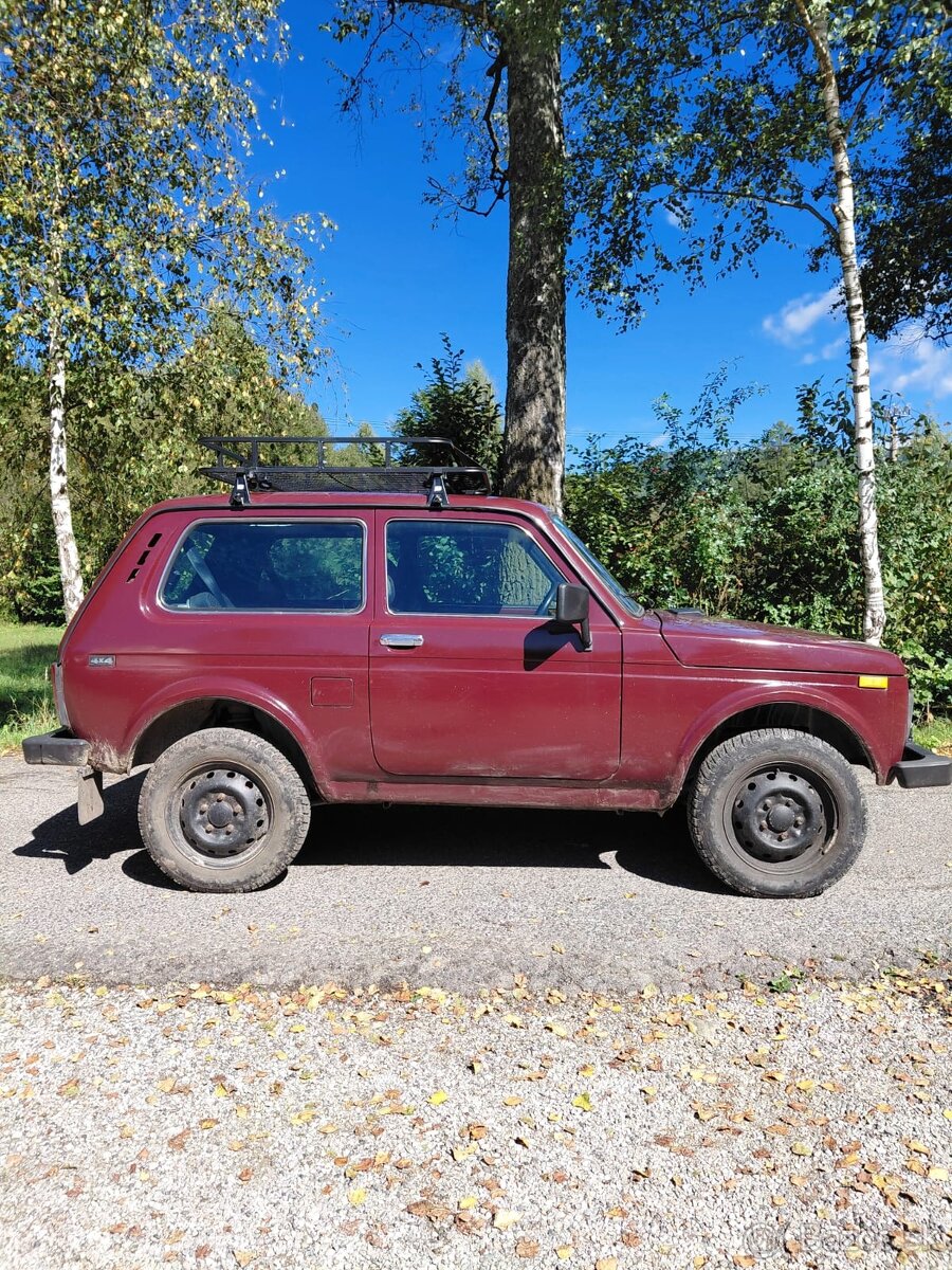predam lada niva 1.7i - 2