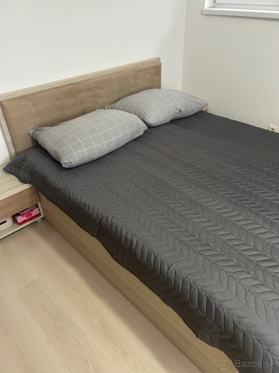 Manželská posteľ - 2