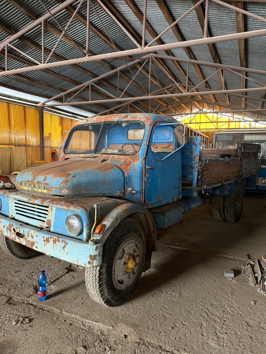 Praga s5t dlhy valnik - 2