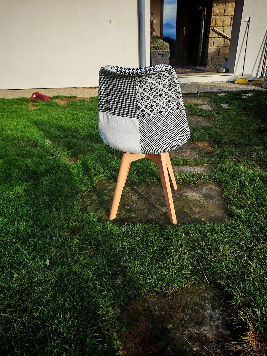 Jedálenské stoličky patchwork - 2