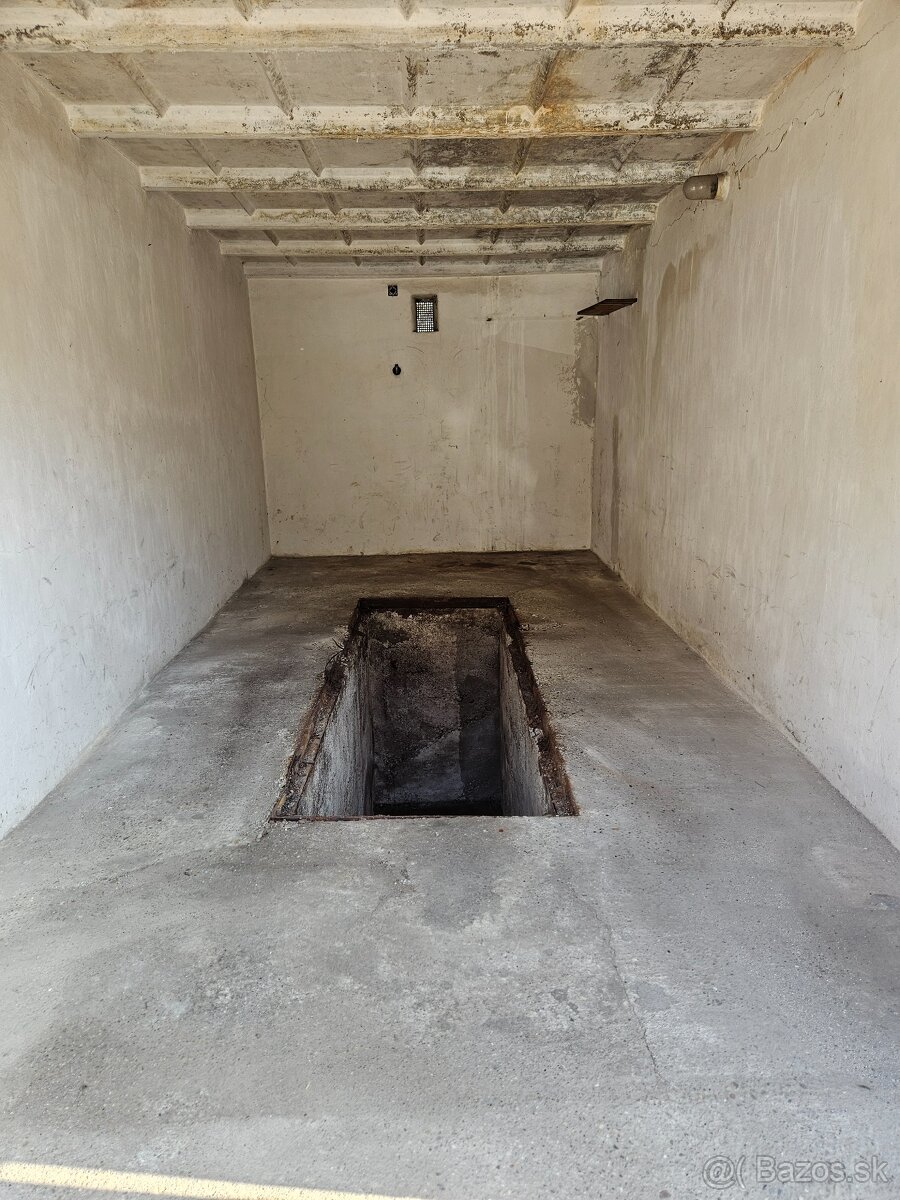 Garáž na predaj-rezervované - 2