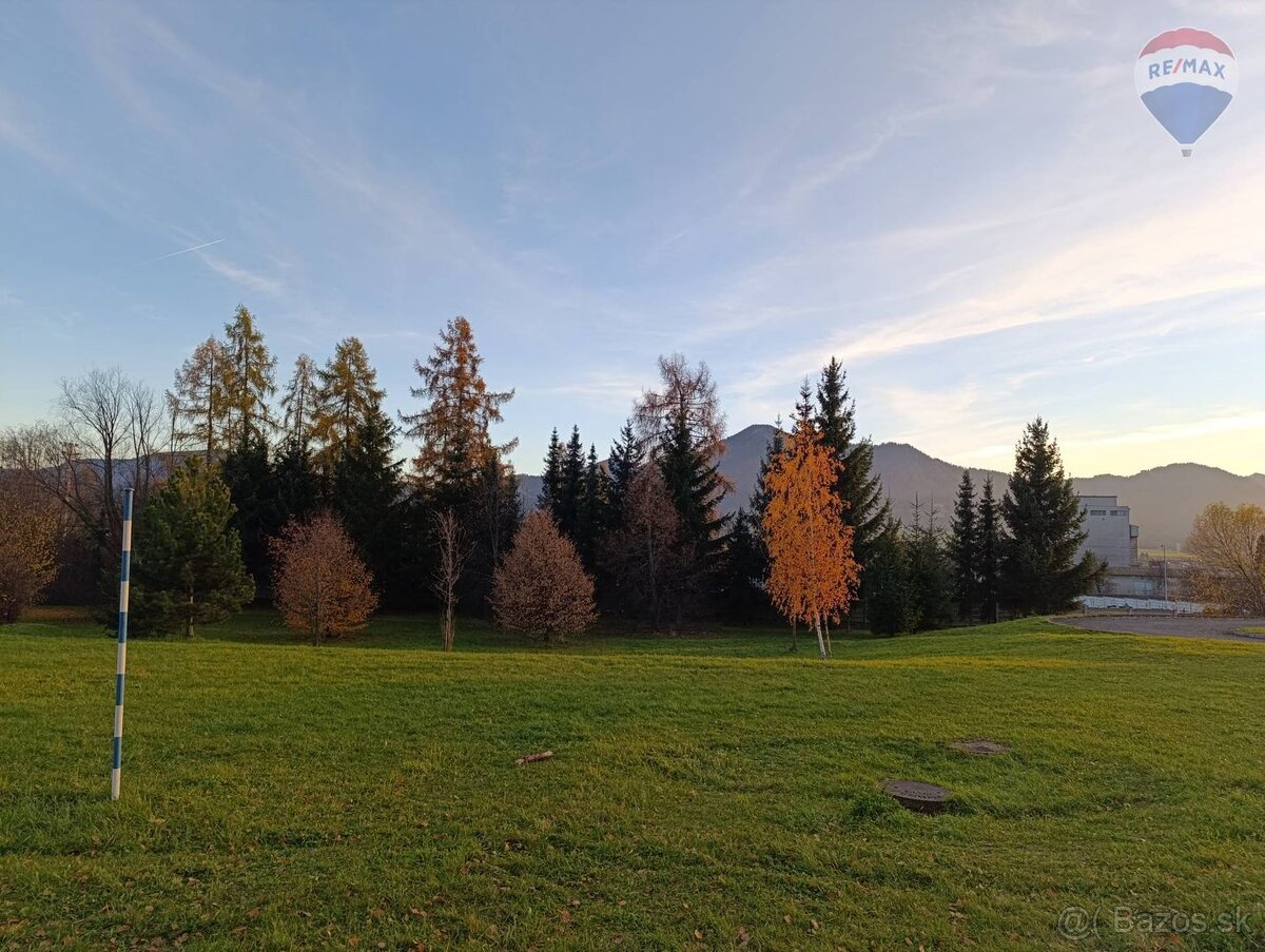 Prerobený 3-izbový byt v pokojnej zelenej časti Podbrezín - 2