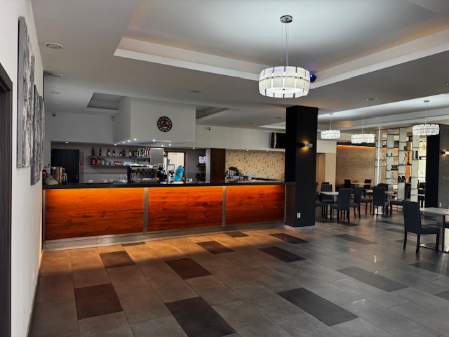 Prenájom, nebytoví priestor, - 2