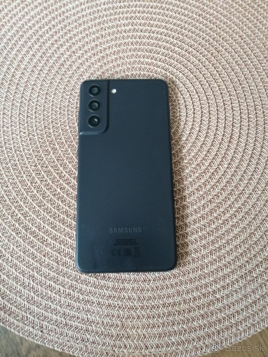 Samsung galaxy S21FE - 2