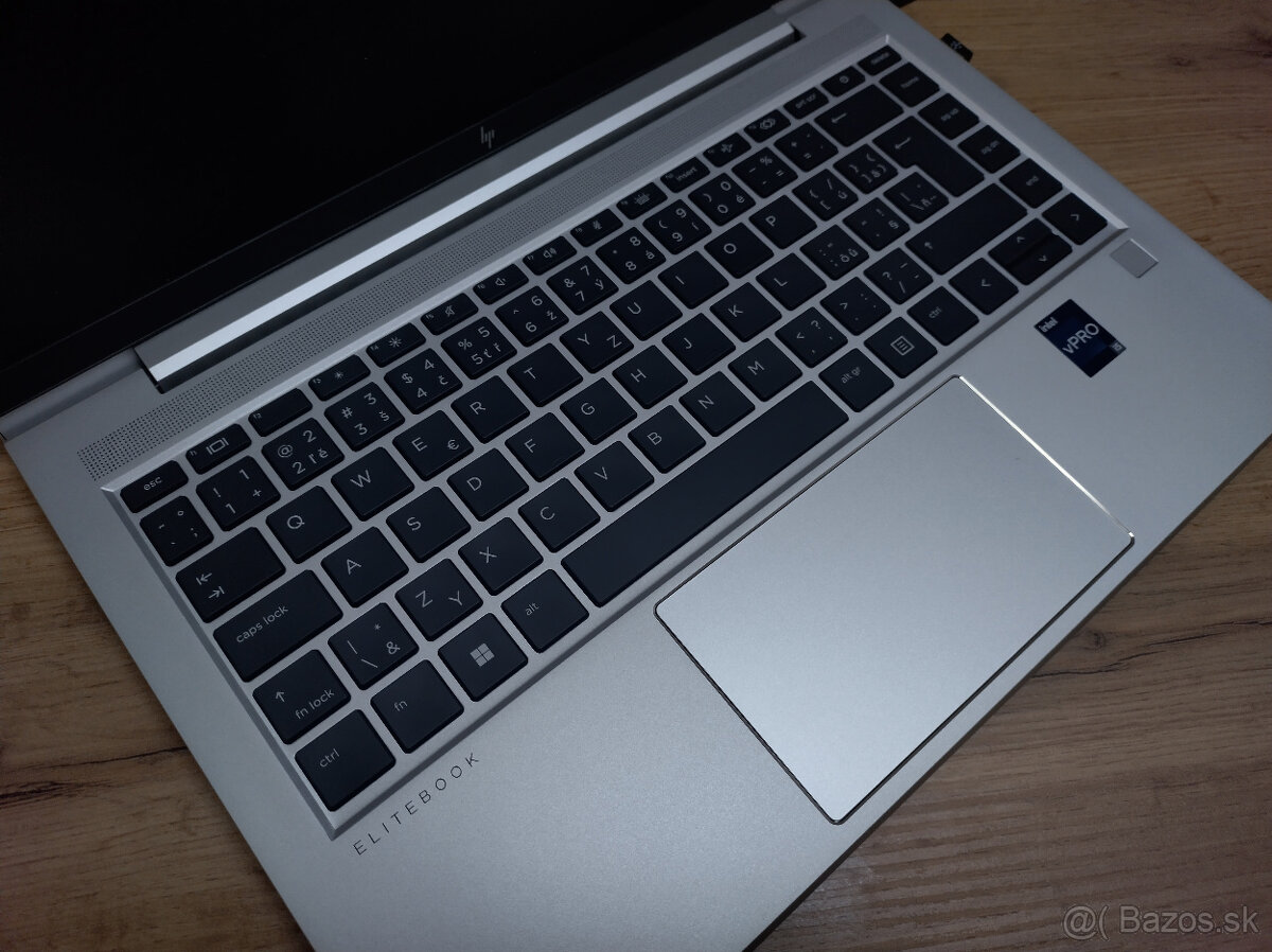 HP EliteBook 640 14 inch G9 - 2