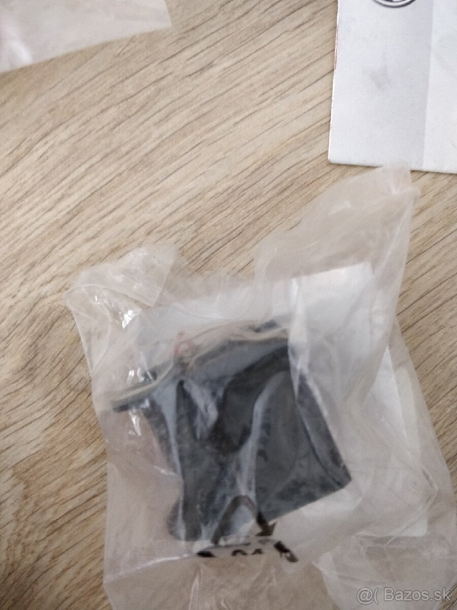 Ulożenie priečneho stabilizátora MONDEO mk3 - 2