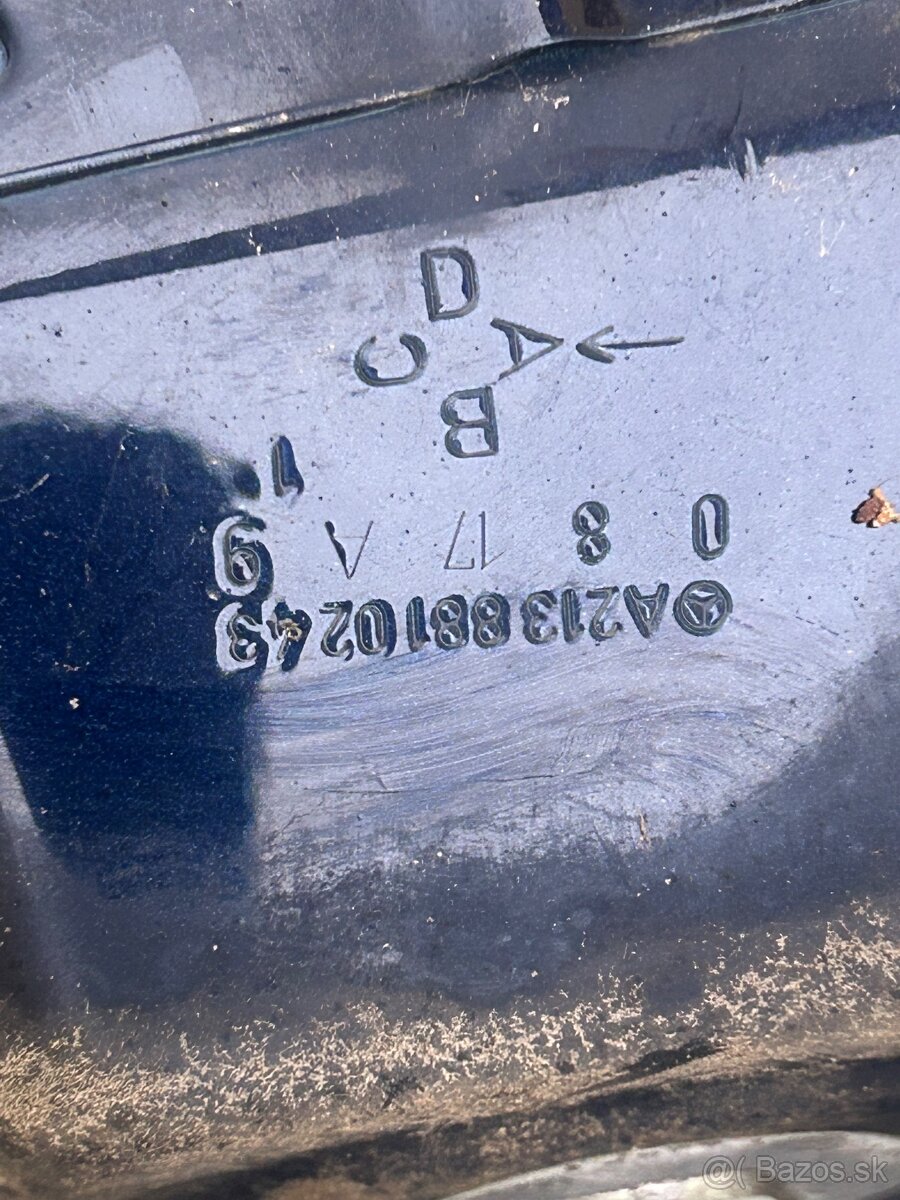 pravy blattnik mercedes e - 2