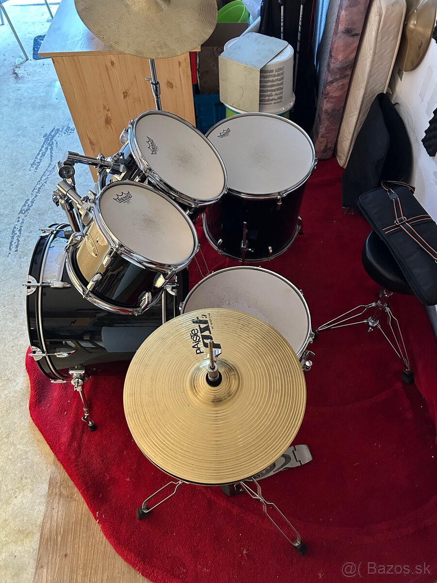 Predám bicie Pearl roadshow - 2