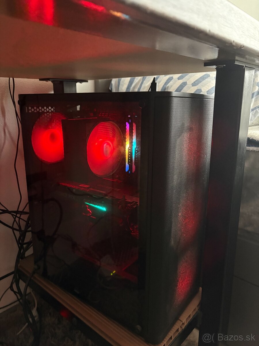 Na predaj stolný pc ryz 5 ,3070,32,1tb - 2