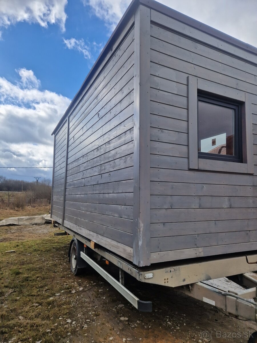 Predám drevený domček - 2