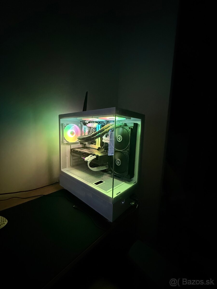 Predám výkonný herný PC setup - 2