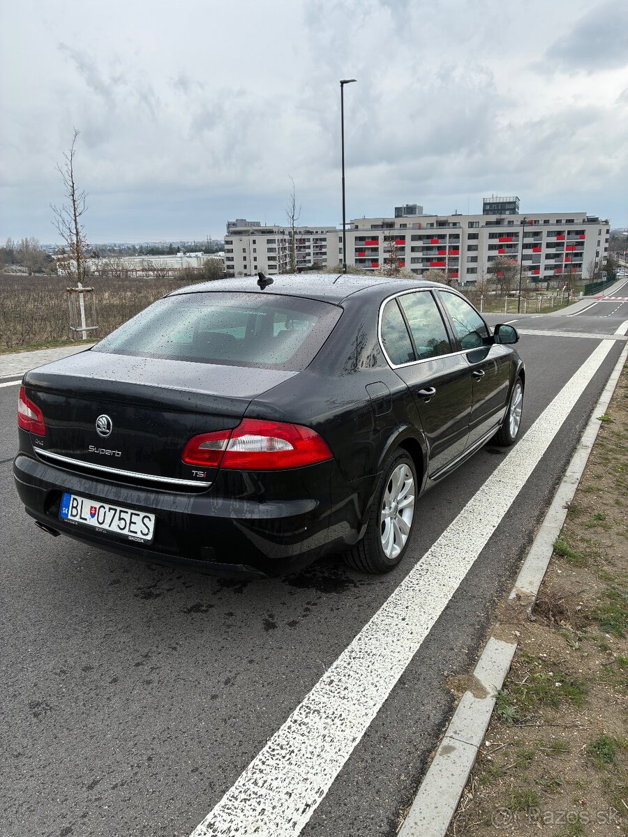 Škoda Superb - 2