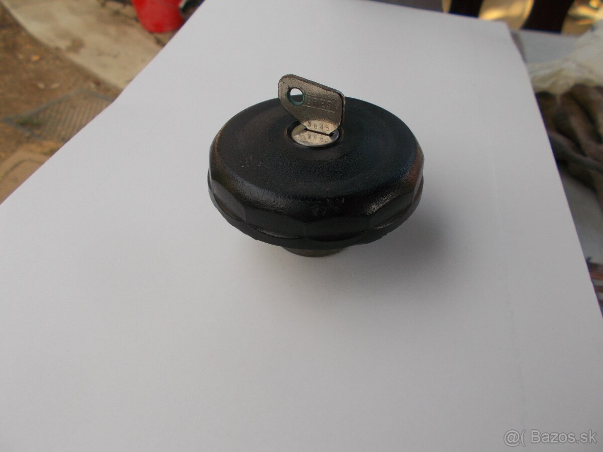 Predam funkcny uzaver nadrze z 1 klucom - 2