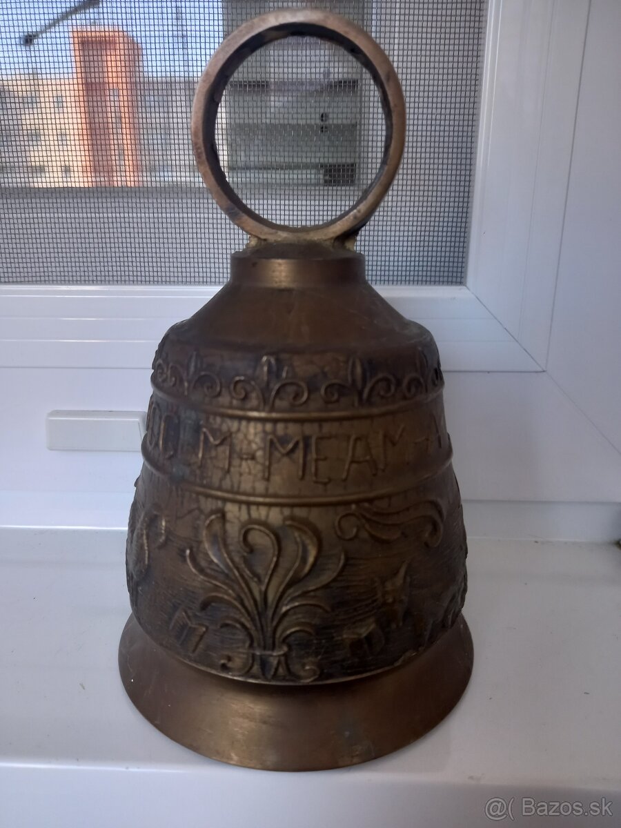 Bronzovè zvonce. - 2