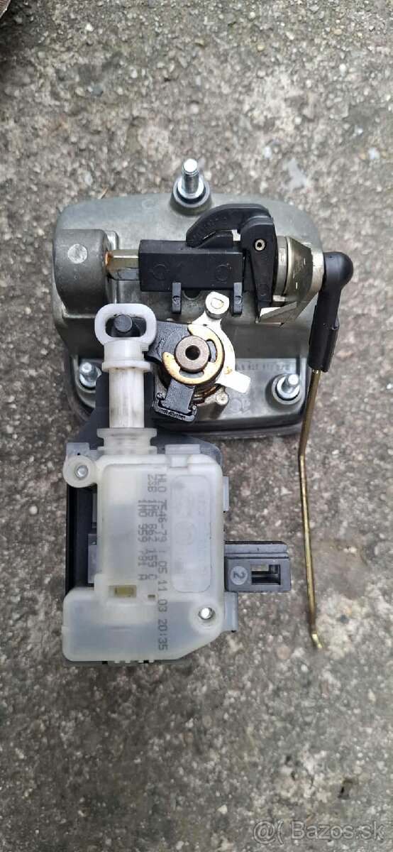 Kľučka kufra Seat Ibiza 6L , Seat Cordoba 6L - 2