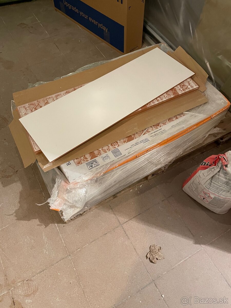 Predám biele obkladačky - 2