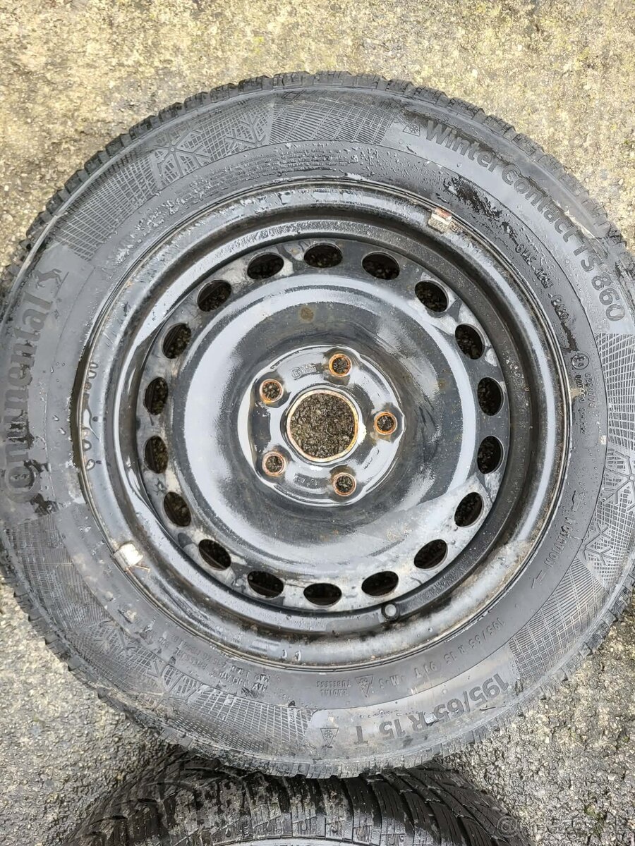 Predám zimné pneumatiky 195/65 r15 na diskoch - 2