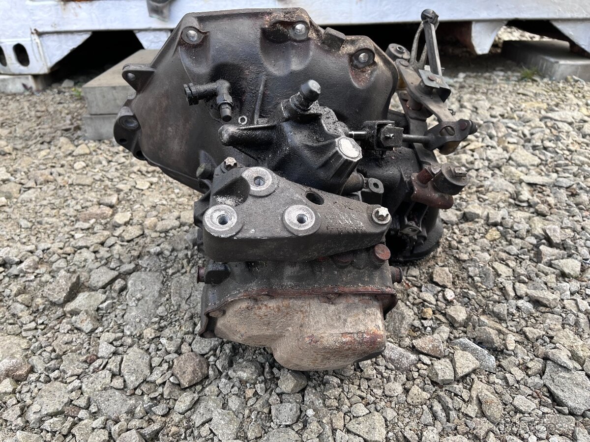 Opel Astra G prevodovka,servo,poloosy,štarter,alternator - 2