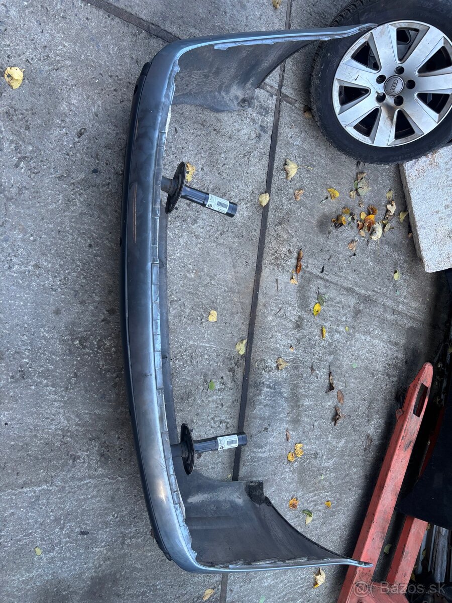 Zadny naraznik bmw e46 - 2