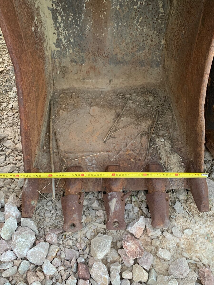 Lyžica Cat caterpillar - 2