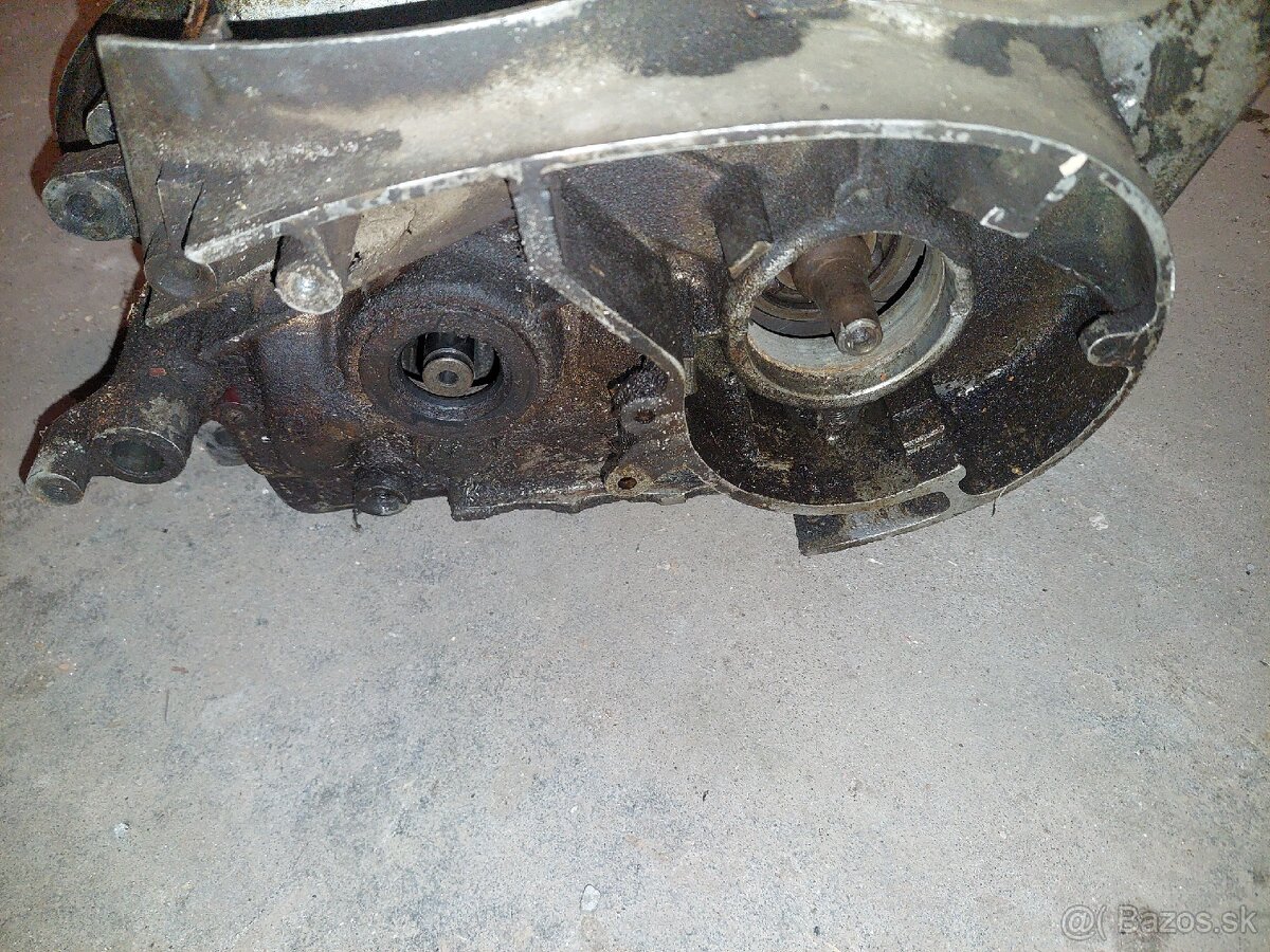 Motor jawa 250 353 - 2