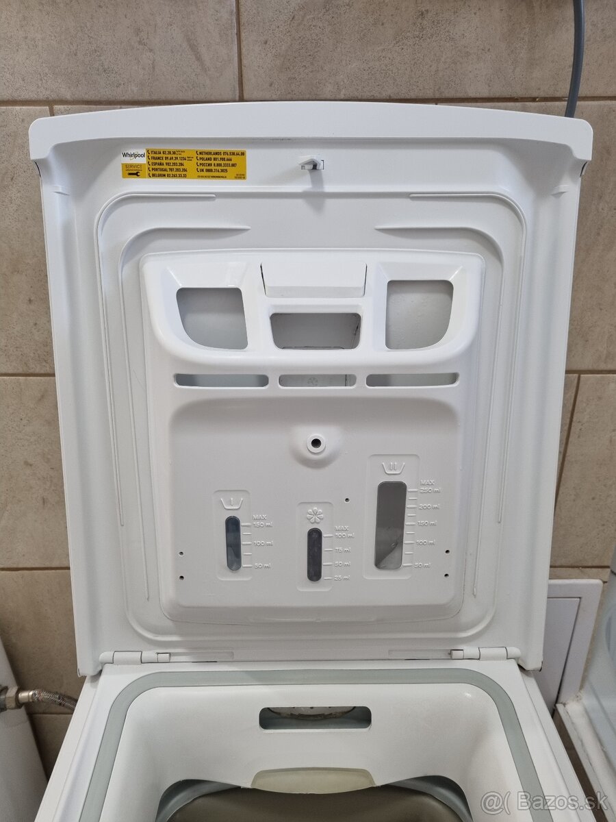 Zhora plnená práčka Whirlpool - 2