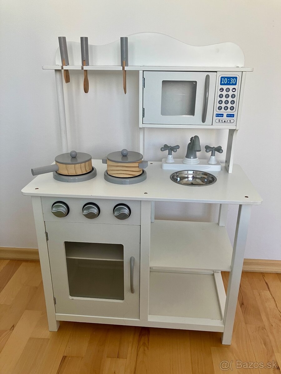 Detská biela drevená kuchynka - 2