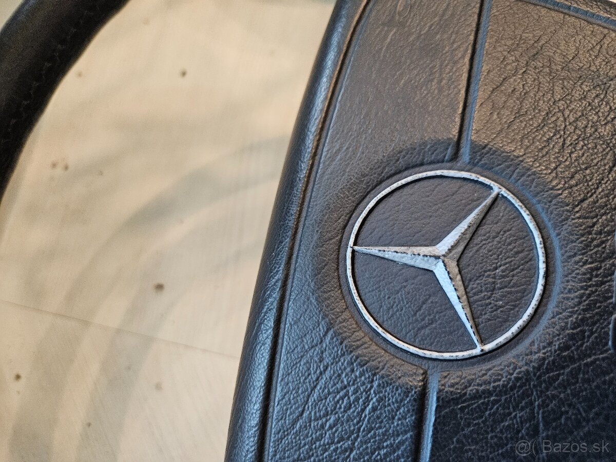 Kozeny volant mercedes - 2
