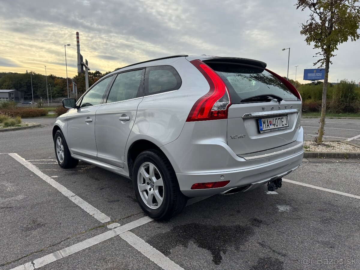 Volvo XC 60 rok výroby 2015 - 2