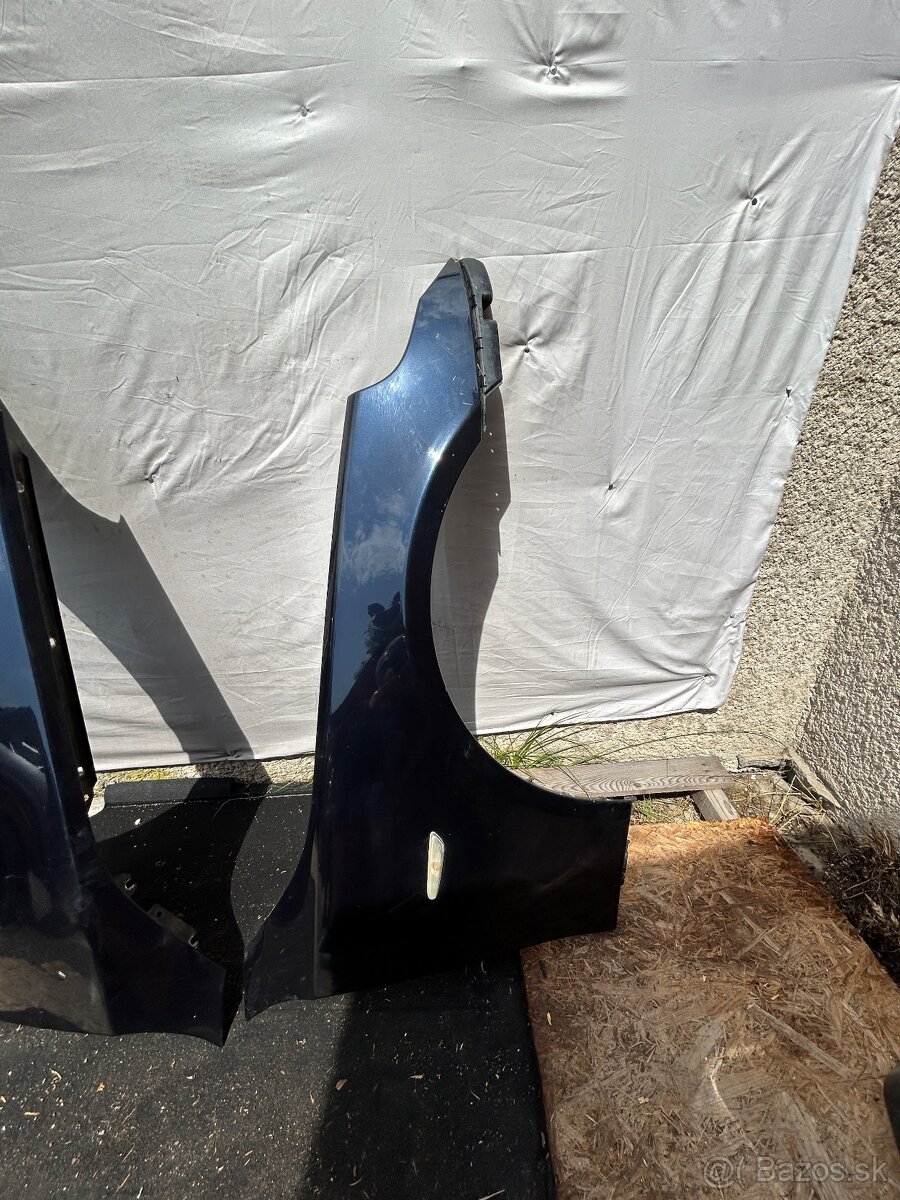 Bmw e60 predne blatniky - 2