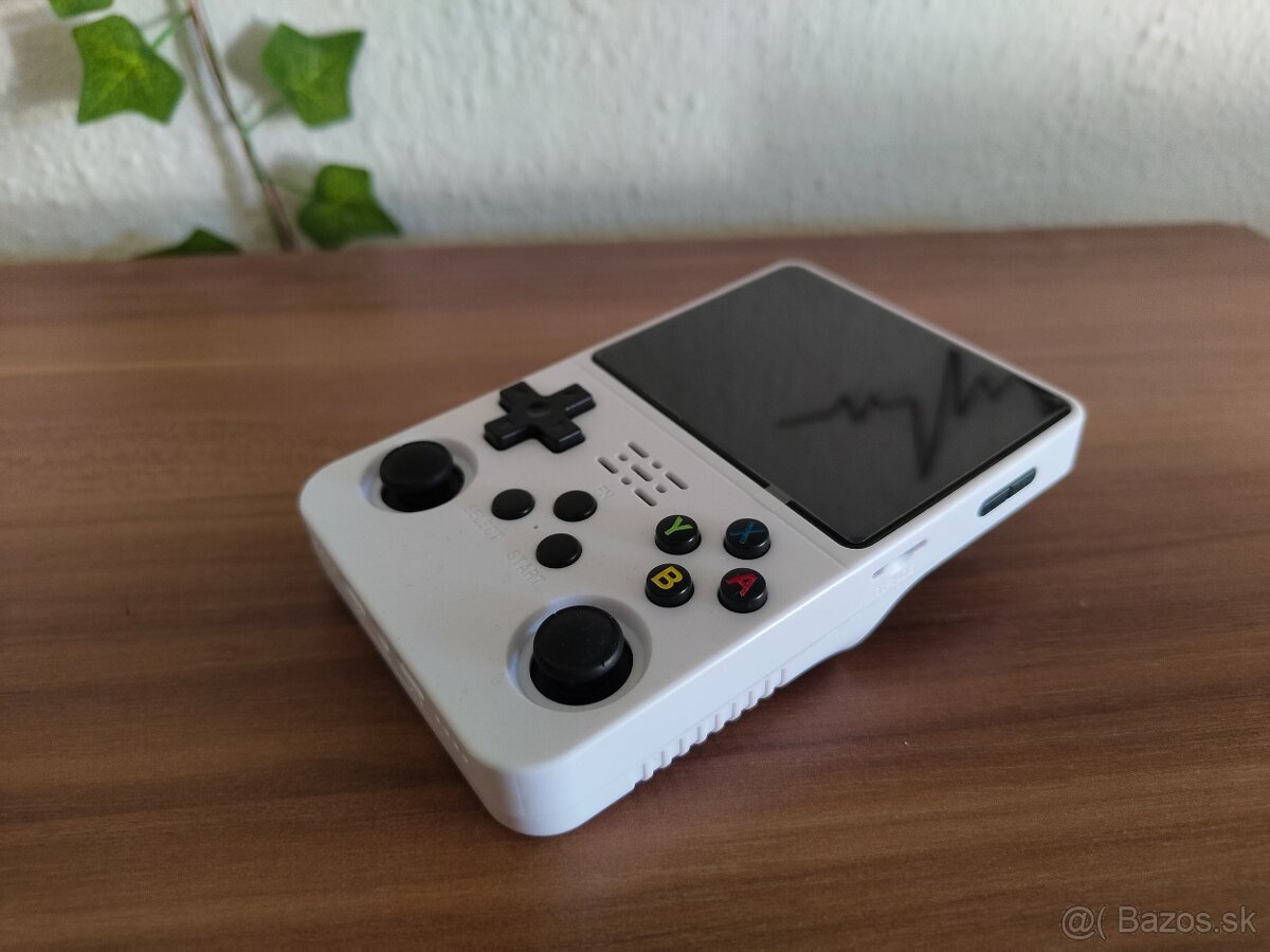 Retro herná konzola R36s - 2