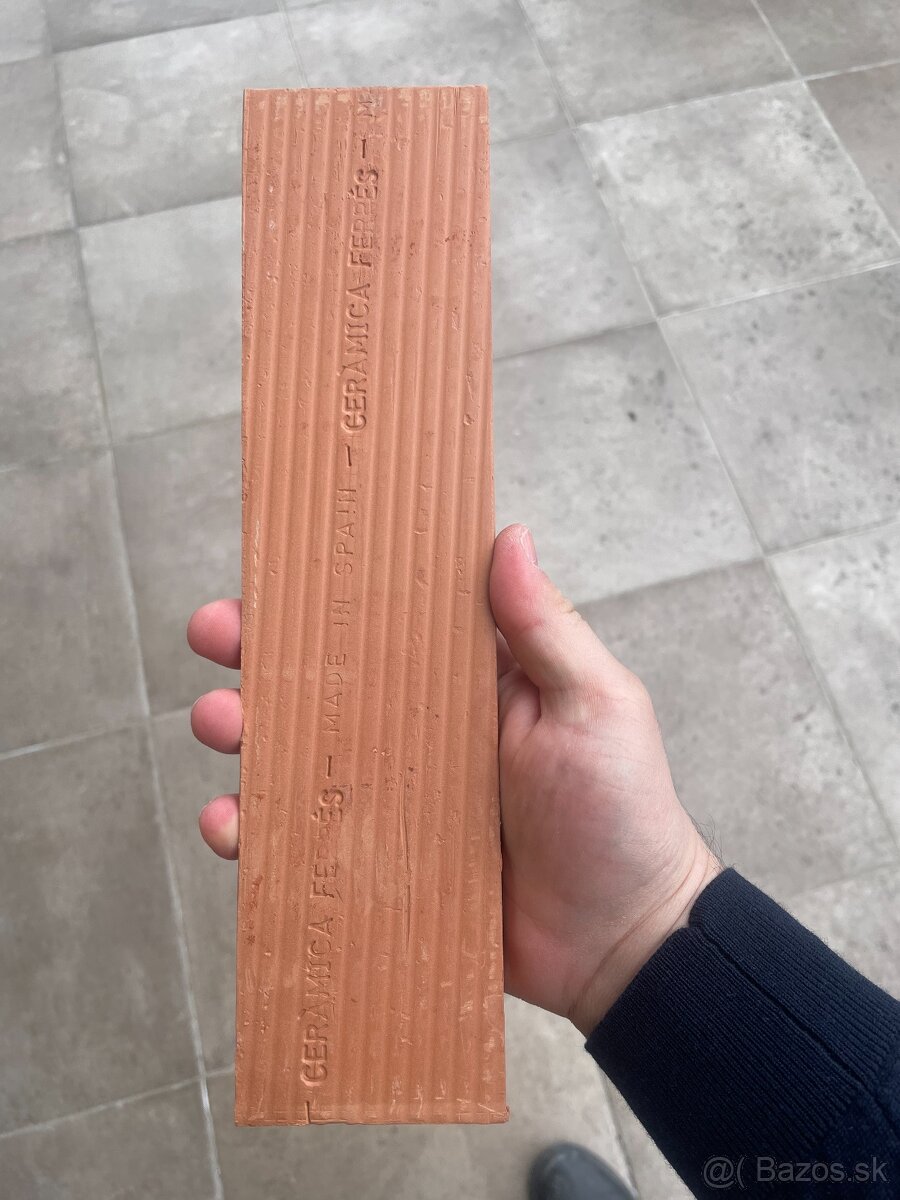 Terakotová dlažba 7x28 - 2