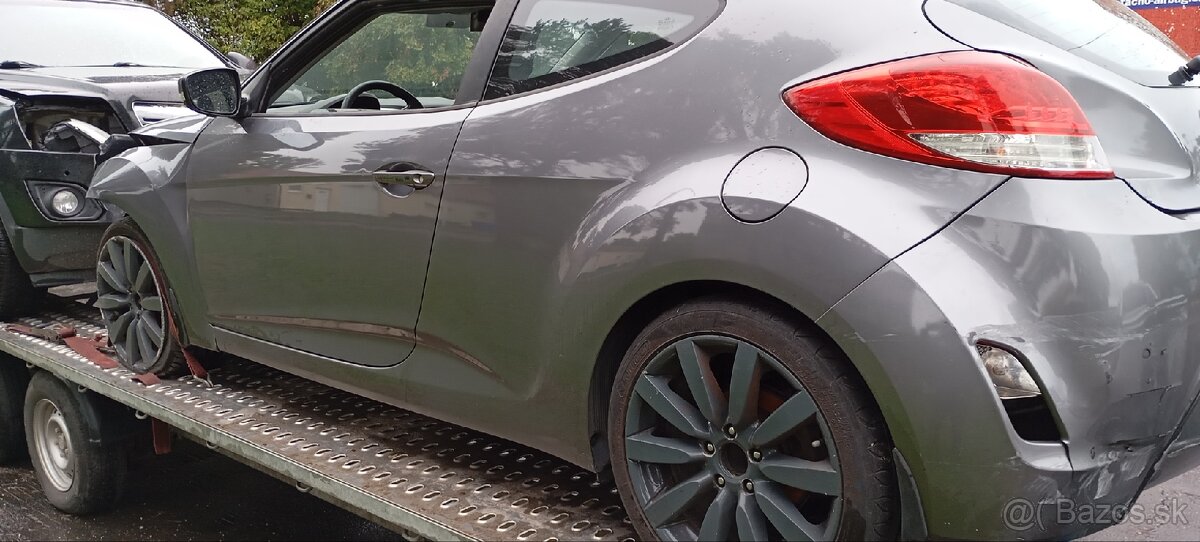 Hyundai veloster - 2