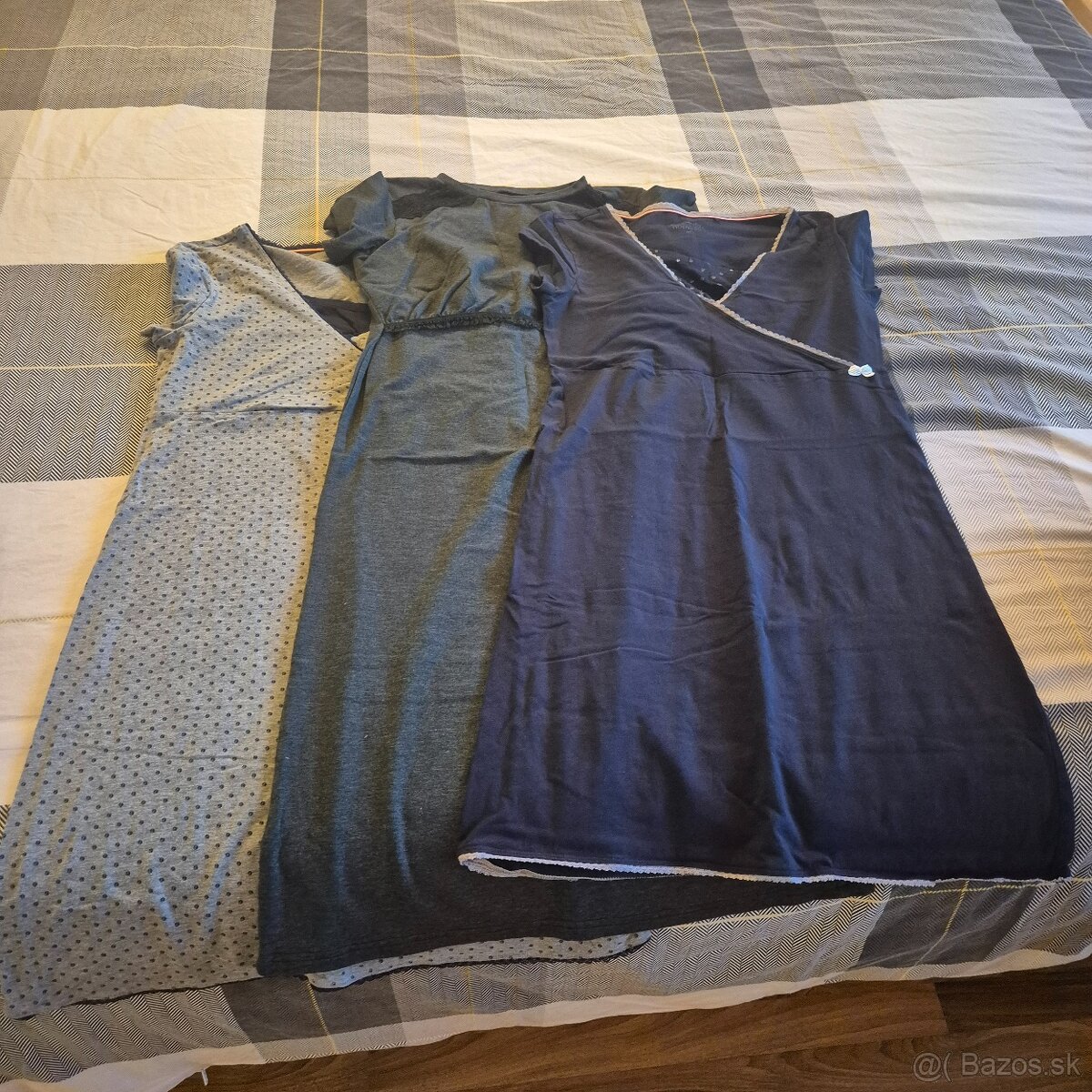 Nohavice, kosele, teplaky a tricka - 2