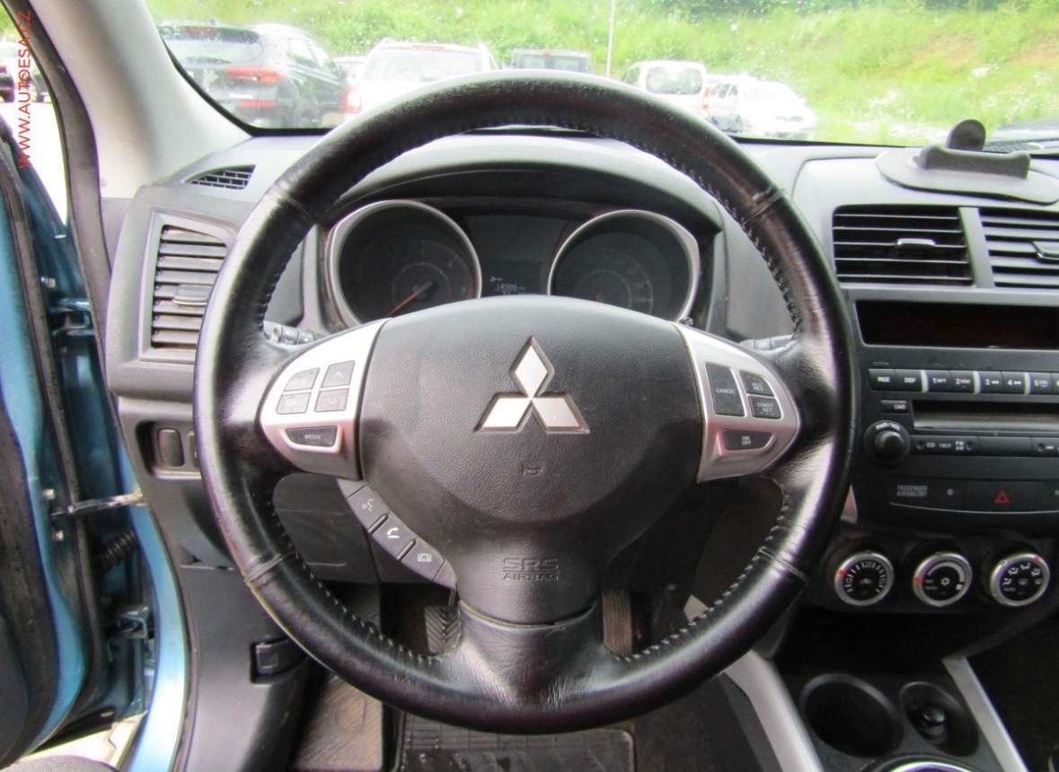 Mitsubishi ASX 1.6 MIVEC Invit - 2