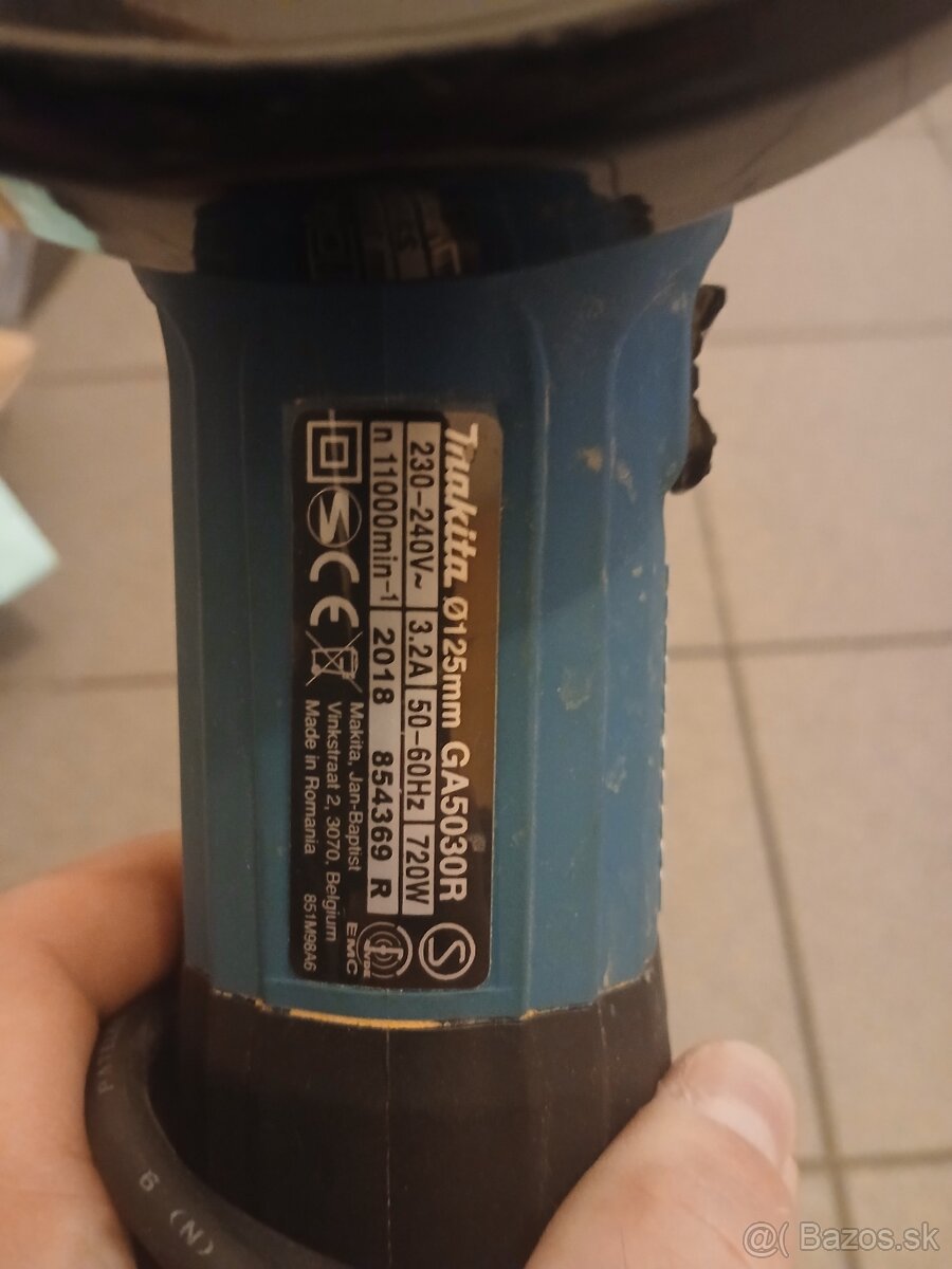 Uhlová brúska Makyta GA5030R - 2